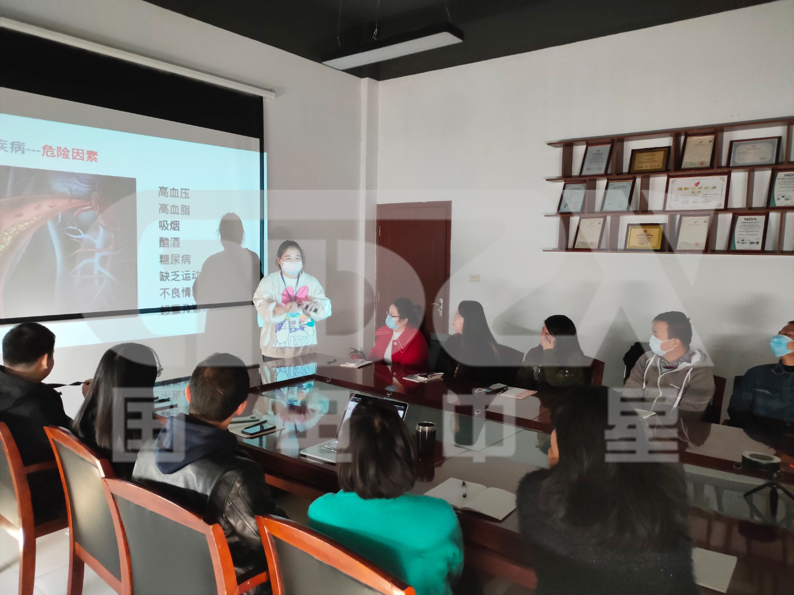 知識(shí)講解.jpg 知識(shí)講解.jpg